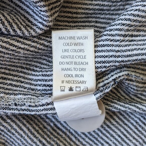 Max Studio striped linen blend blazer, rouching at sleeves, extra button - Picture 12 of 12